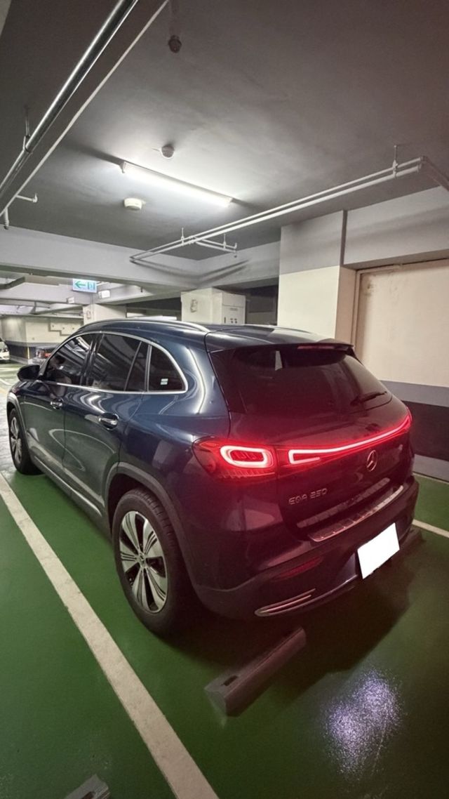 M-BENZ賓士 EQA250  第3張相片