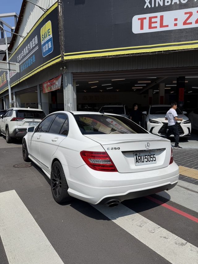 M-BENZ賓士 C250  第5張相片