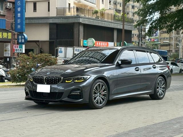BMW寶馬 320I TOURING  第2張相片