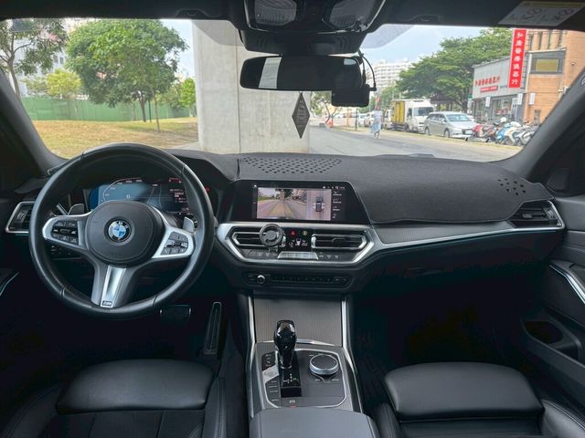 BMW寶馬 320I TOURING  第5張相片