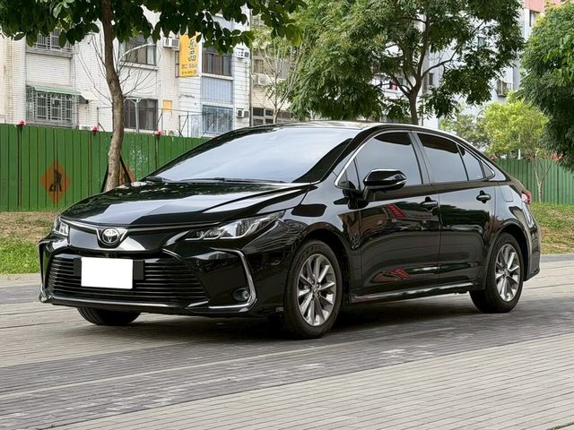 TOYOTA豐田 ALTIS  第1張相片