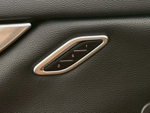 MASERATI瑪莎拉蒂 GHIBLI SQ4  第17張相片