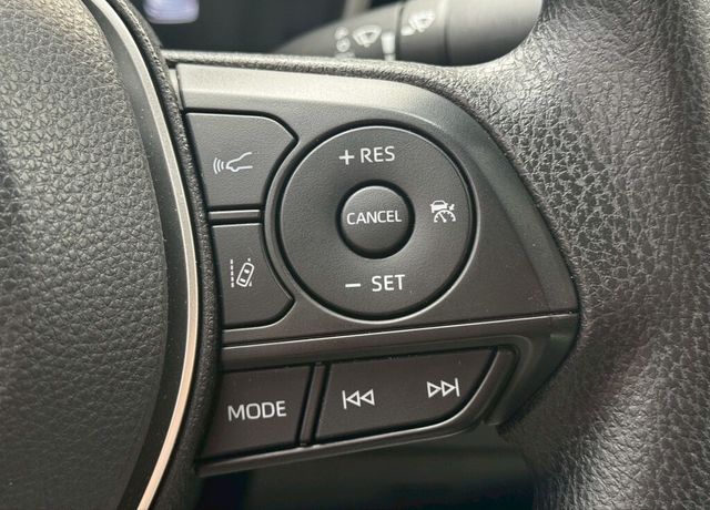 TOYOTA豐田 ALTIS  第9張相片