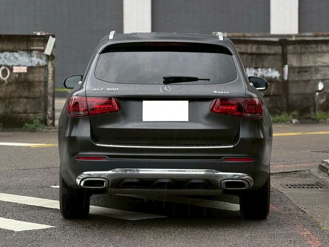 M-BENZ賓士 GLC300  第4張相片