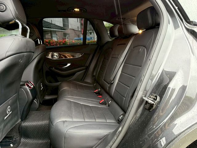 M-BENZ賓士 GLC300  第14張相片