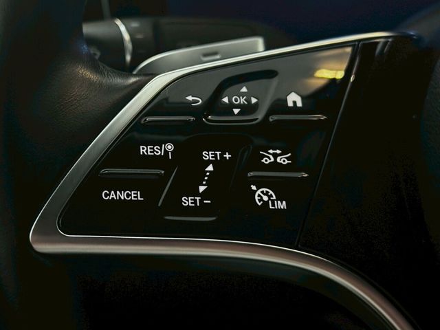 M-BENZ賓士 E300  第9張相片