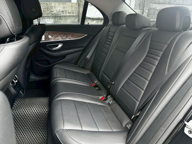 M-BENZ賓士 E300  第14張相片