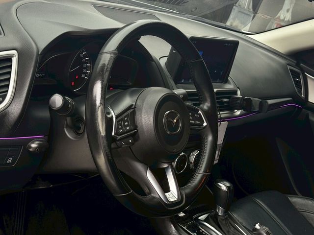 MAZDA馬自達 MAZDA 3  第6張相片