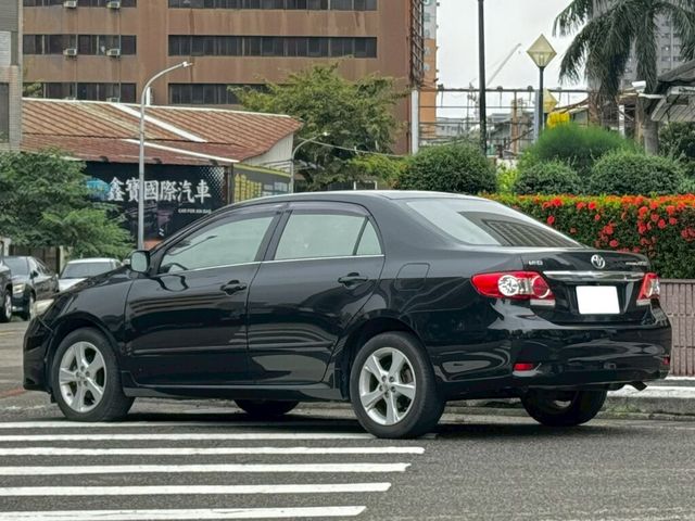 TOYOTA豐田 ALTIS  第2張相片