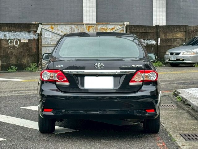 TOYOTA豐田 ALTIS  第4張相片