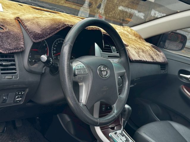 TOYOTA豐田 ALTIS  第6張相片