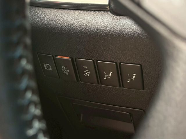 TOYOTA豐田 ALPHARD  第11張相片