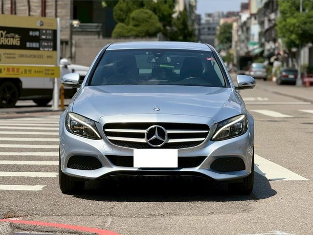 M-BENZ賓士 C180  第3張相片