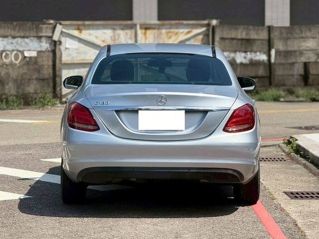 M-BENZ賓士 C180  第4張相片