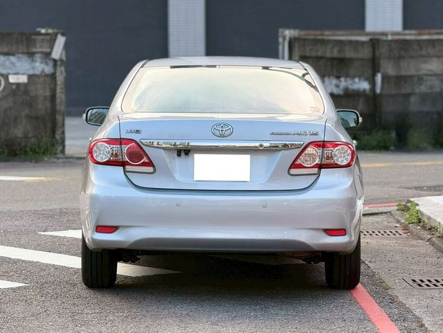 TOYOTA豐田 ALTIS  第4張相片