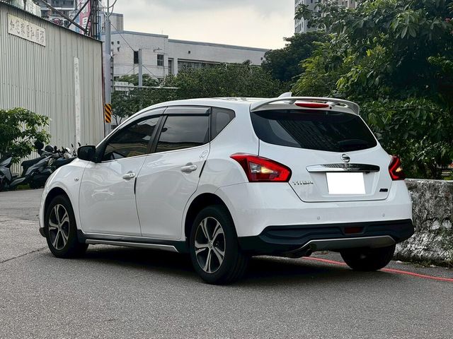 NISSAN日產 TIIDA  第2張相片