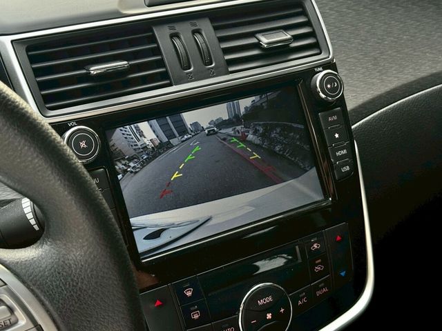 NISSAN日產 TIIDA  第12張相片