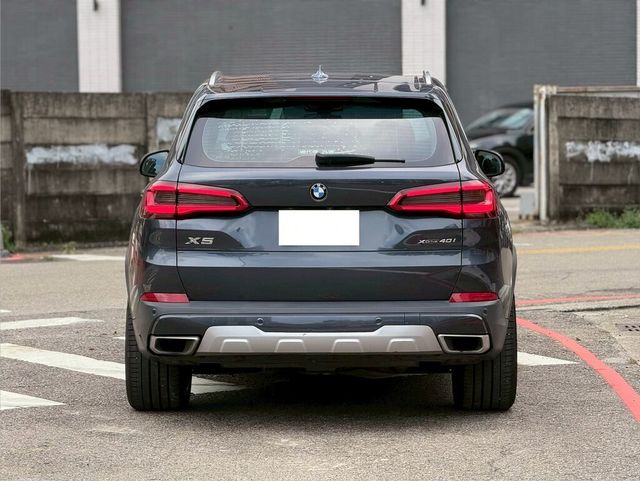 BMW寶馬 X5 XRDIVE40I  第4張相片