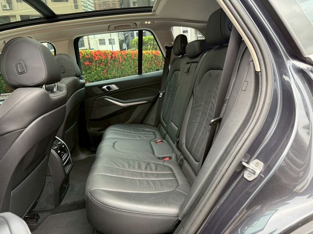 BMW寶馬 X5 XRDIVE40I  第16張相片
