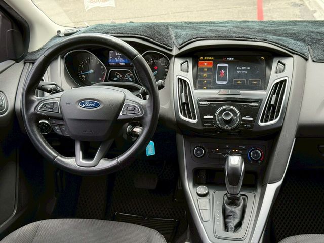 FORD福特 FOCUS  第13張相片