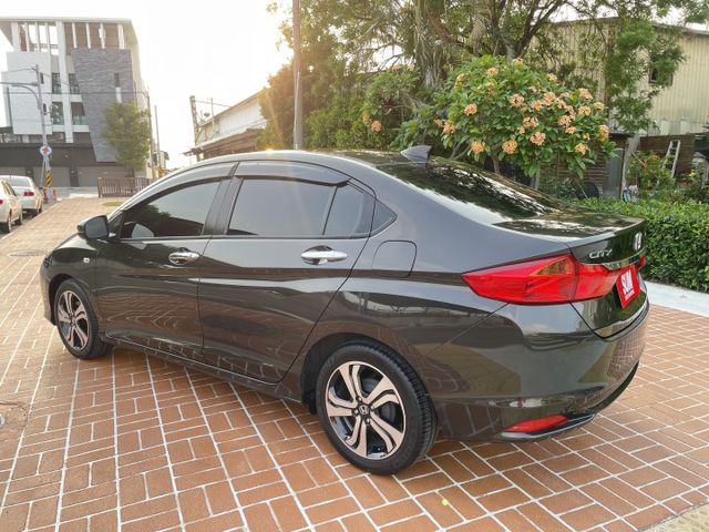 一手車/原鈑件/原廠保養/導航/鋁圈/皮椅/定速/換檔撥片/VTIS  第6張相片