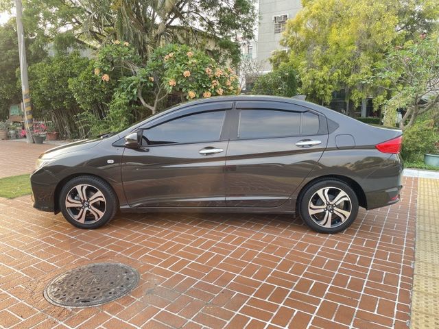 一手車/原鈑件/原廠保養/導航/鋁圈/皮椅/定速/換檔撥片/VTIS  第7張相片