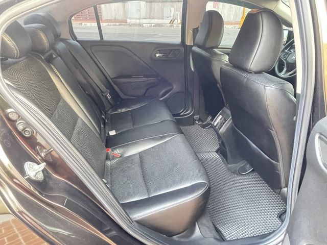 一手車/原鈑件/原廠保養/導航/鋁圈/皮椅/定速/換檔撥片/VTIS  第11張相片