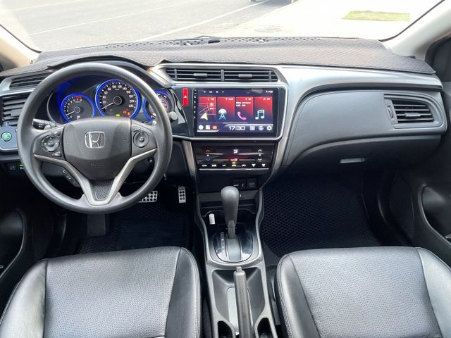 一手車/原鈑件/原廠保養/導航/鋁圈/皮椅/定速/換檔撥片/VTIS  第17張相片