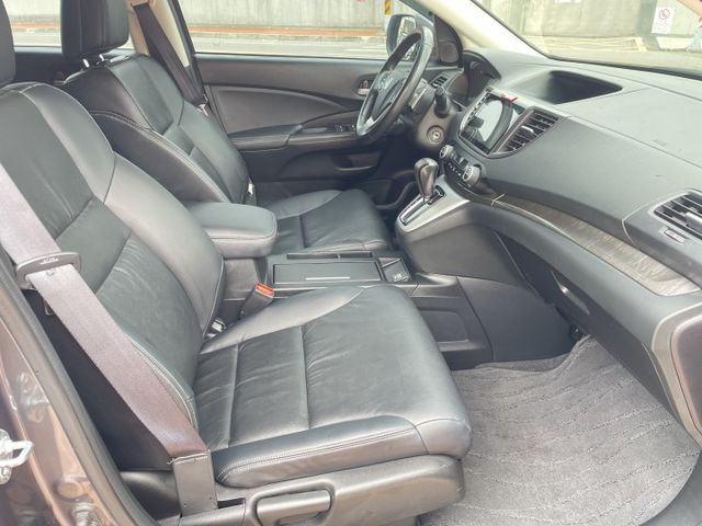 原鈑件/天窗/HID頭燈/車側影像/倒車顯影/換檔撥片/定速/恆溫/只跑11萬公里  第13張相片