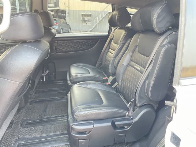 一手車/原鈑件/原廠保養/電動滑門/天窗/車側影像系統  第9張相片