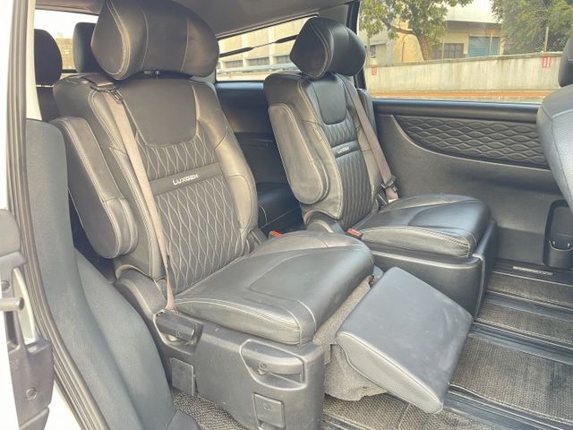 一手車/原鈑件/原廠保養/電動滑門/天窗/車側影像系統  第12張相片