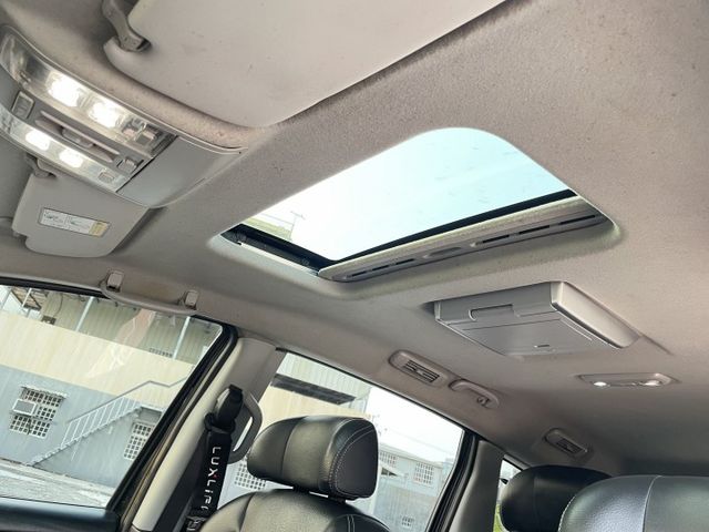 一手車/原鈑件/原廠保養/電動滑門/天窗/車側影像系統  第15張相片