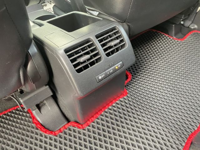 原鈑件/天窗/恆溫/電動椅/安卓機/導航/倒車顯影  第18張相片