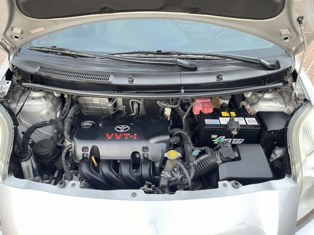 G版/原鈑件/恆溫/安卓機/16吋鋁圈/衛星導航/倒車顯影/只跑10萬公里  第12張相片