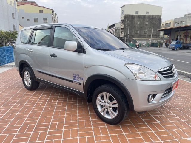 恆溫/皮椅/鋁圈/安卓機/只跑11萬公里/2人座可改回5人座  第3張相片