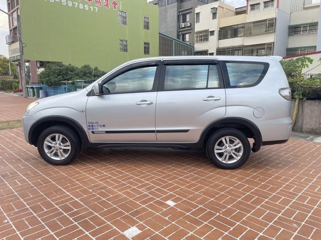 恆溫/皮椅/鋁圈/安卓機/只跑11萬公里/2人座可改回5人座  第8張相片