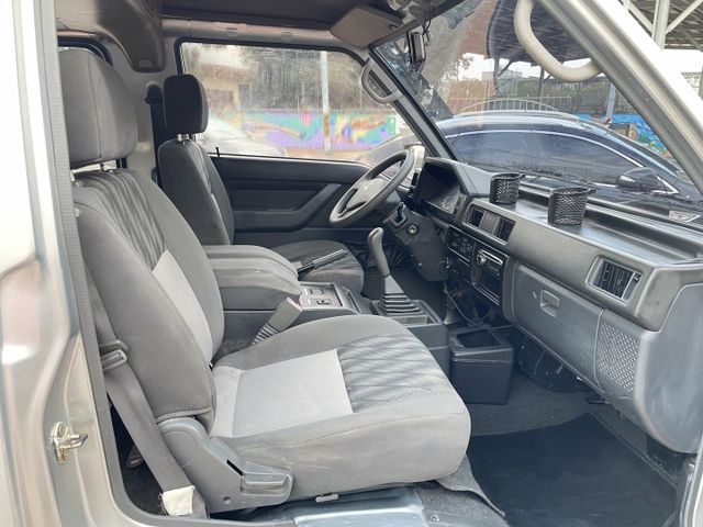 原鈑件/ 只跑10萬公里/保固1年2萬公里  第12張相片