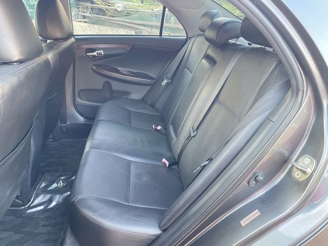 一手車/原鈑件/原廠保養/恆溫/定速/真皮座椅/只跑13萬公里  第8張相片