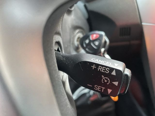 一手車/原鈑件/原廠保養/恆溫/定速/真皮座椅/只跑13萬公里  第15張相片