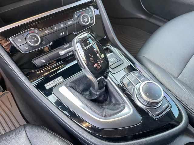 原鈑件/LED頭燈/路線偏移/免鑰匙啟動/摸門/電動尾門/導航/倒車顯影  第18張相片