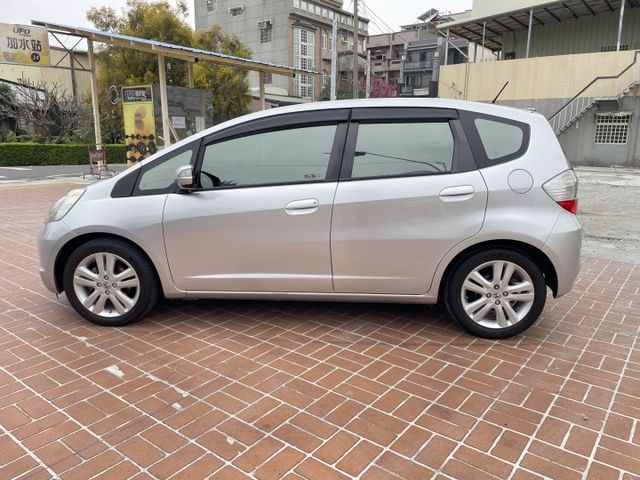 一手女用車/最佳代步小車/只跑12萬公里  第8張相片