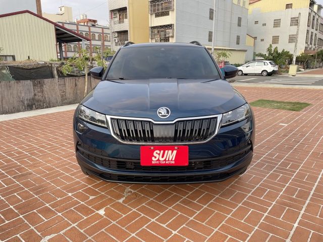 一手車/原鈑件/原廠保養/ACC跟車/環景影像/電動尾門/導航  第2張相片