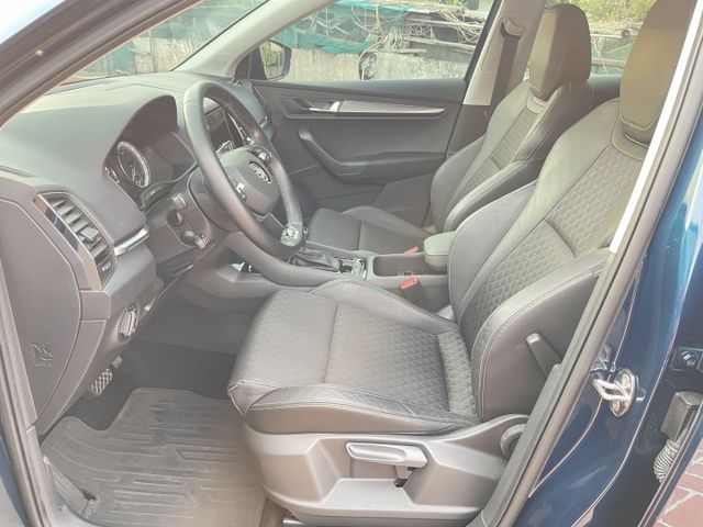 一手車/原鈑件/原廠保養/ACC跟車/環景影像/電動尾門/導航  第9張相片