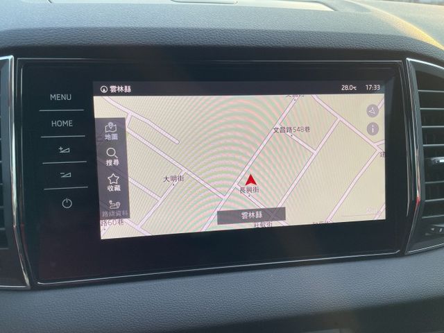 一手車/原鈑件/原廠保養/ACC跟車/環景影像/電動尾門/導航  第20張相片