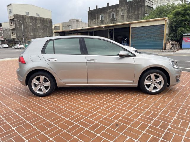 180TSI/變速箱電腦閥體/風箱/冷氣壓縮機/水箱泵浦/時規皮帶8萬公里/皆在原廠更換  第4張相片