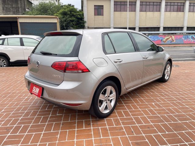 180TSI/變速箱電腦閥體/風箱/冷氣壓縮機/水箱泵浦/時規皮帶8萬公里/皆在原廠更換  第5張相片