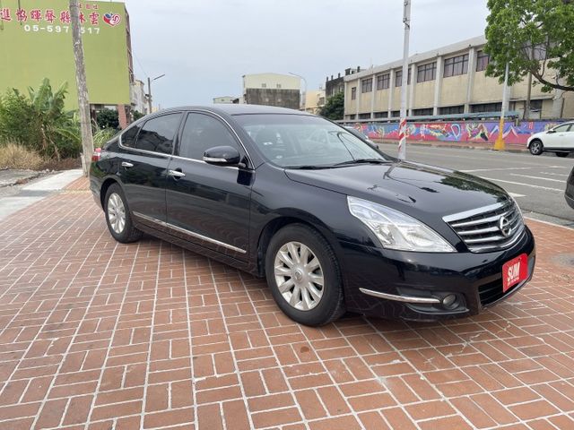 一手車/原鈑件/電動椅/免鑰匙啟動/恆溫空調/定速  第3張相片