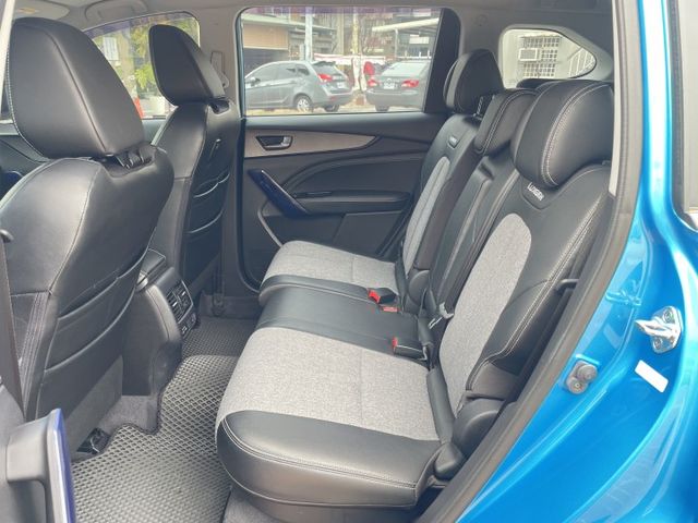 一手車/原鈑件/原廠保養/ACC跟車/環景影像/自動停車/盲點偵測/車側影像/電動尾門/只跑2萬公里  第9張相片