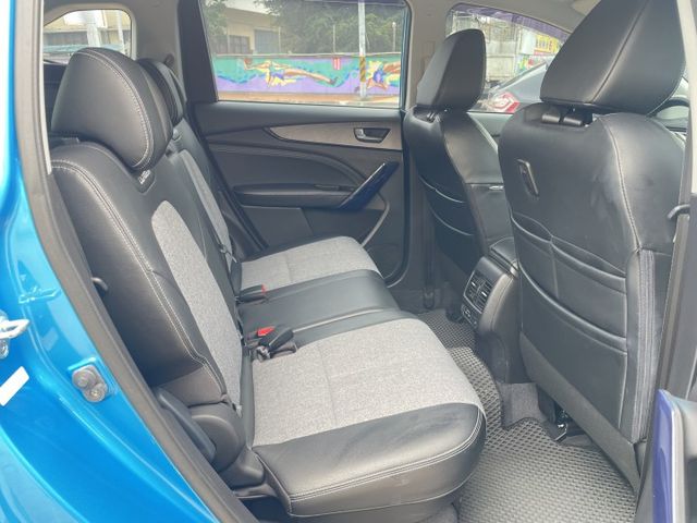 一手車/原鈑件/原廠保養/ACC跟車/環景影像/自動停車/盲點偵測/車側影像/電動尾門/只跑2萬公里  第10張相片