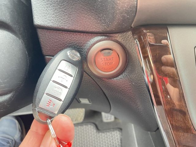一手車/原鈑件/I-KEY/環景影像/導航/定速  第14張相片